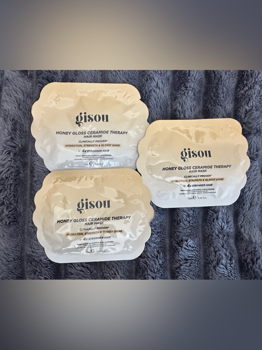 Gisou Honey-Gloss Ceramide Therapy Hair Mask Sachets